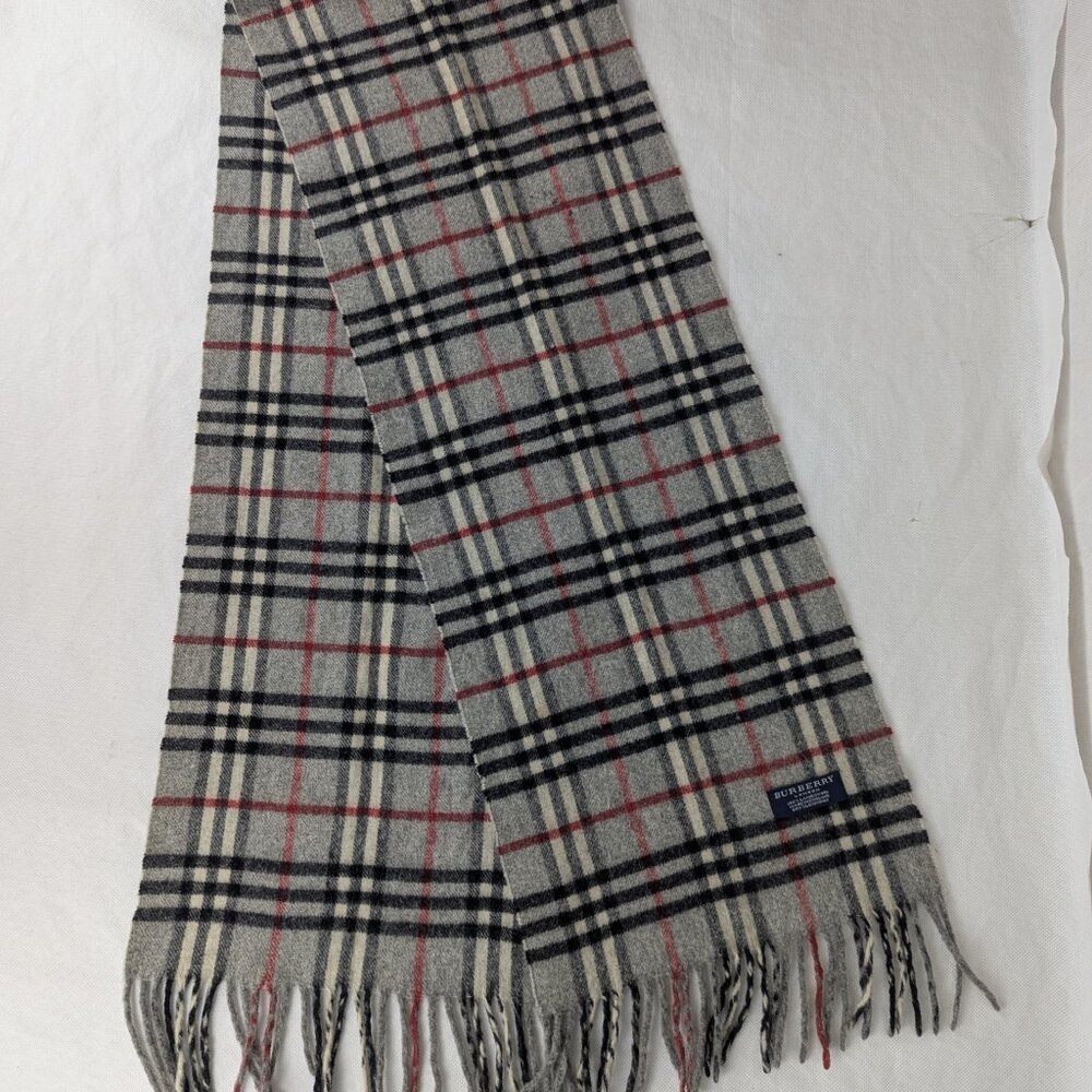 Burberry Lambswool Scarf Gray Unisex | Classic Check Pattern | Fast Dispatch